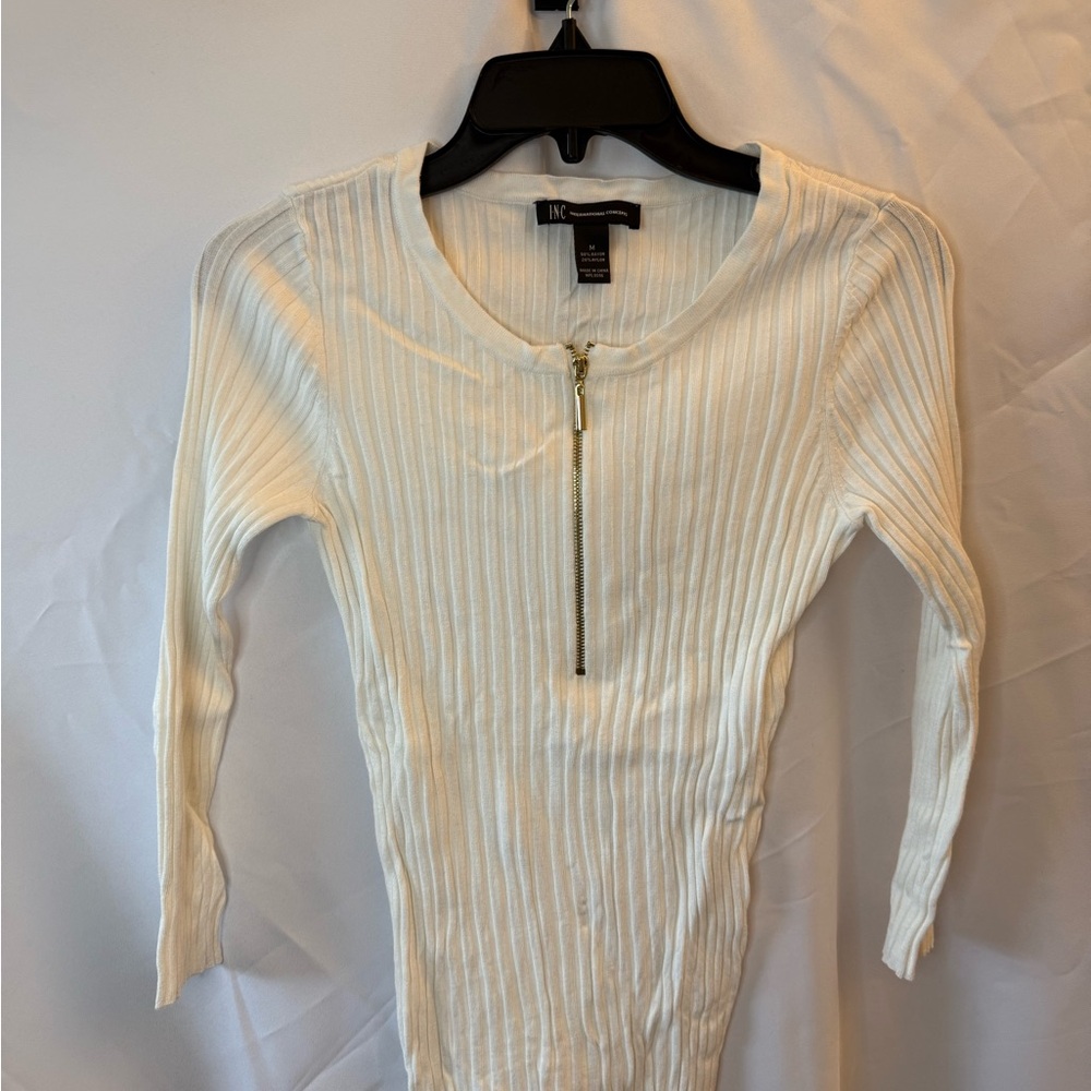 INC White Ribbed Long Sleeve Top